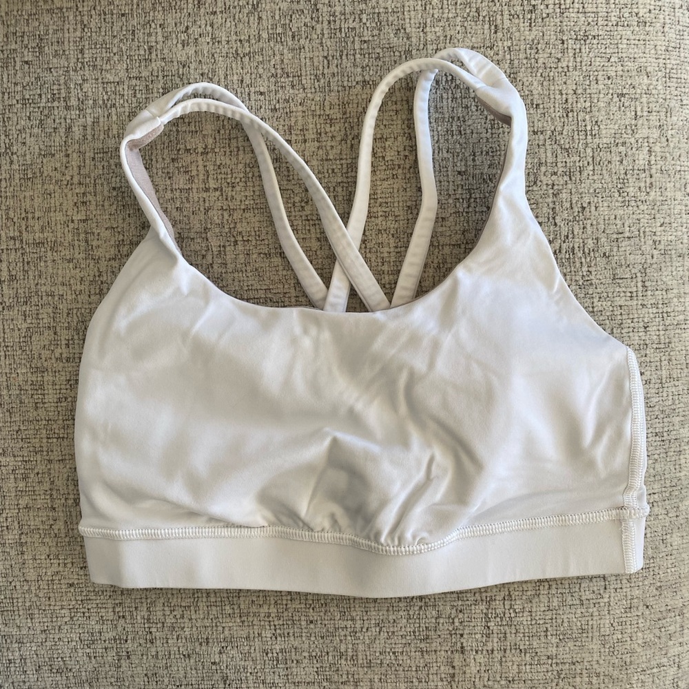 White Lululemon Energy Bra Size 4 NWOT